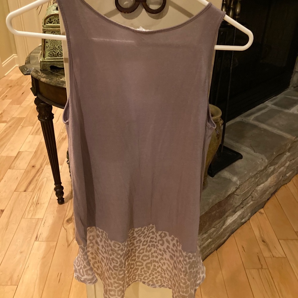 Tank top with sheer cheetah ruffle bottom band